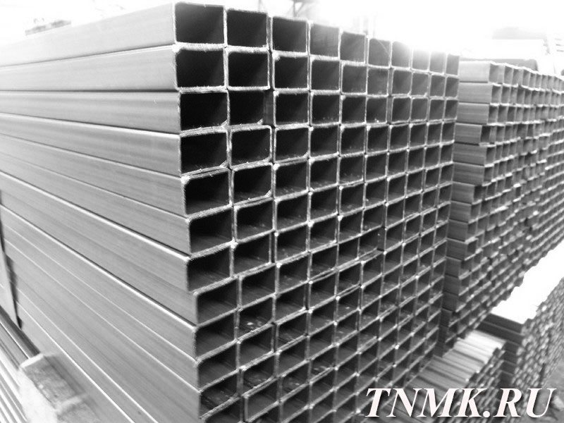 Труба профильная оцинкованная 100×100х4 мм ст. 20 купить в Магнитогорске